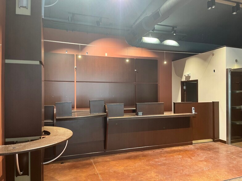 219 N 7th St, Saint Louis, MO for lease - Building Photo - Image 3 of 6