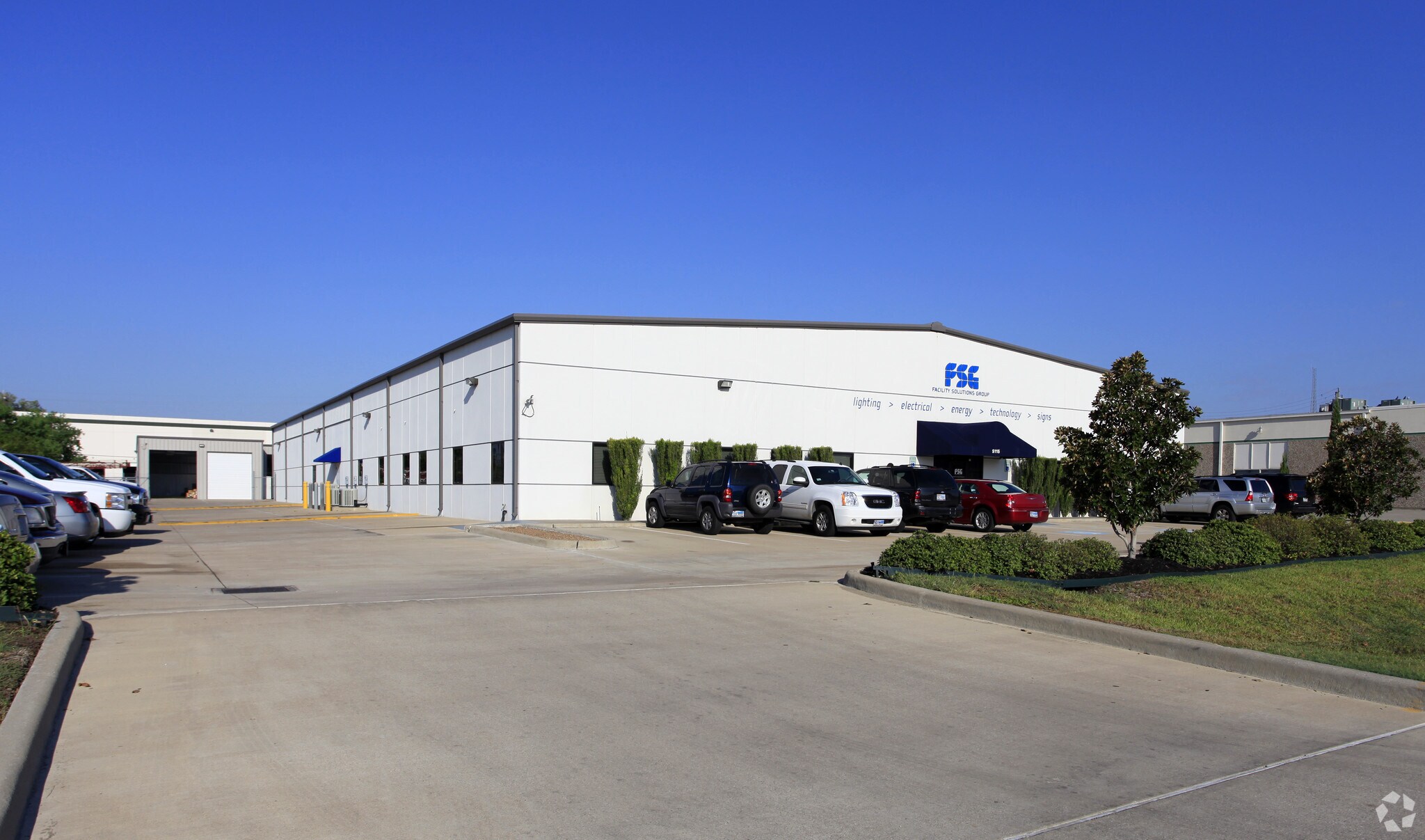 5115 Steadmont Dr, Houston, TX for lease Primary Photo- Image 1 of 6