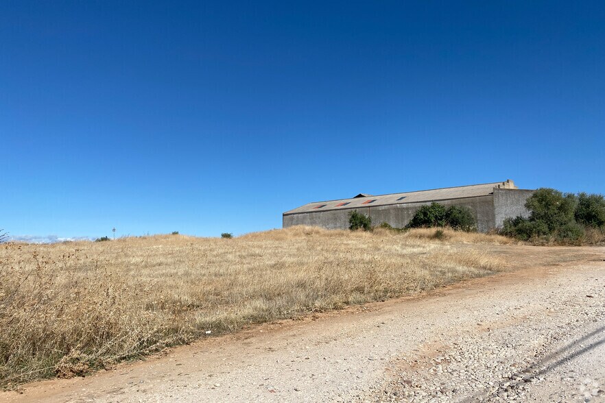 Travesía Alcalá de Henares, 1, Campo Real, Madrid for sale - Building Photo - Image 2 of 2