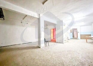 Retail in Barberà del Vallès, Barcelona for lease Interior Photo- Image 2 of 3