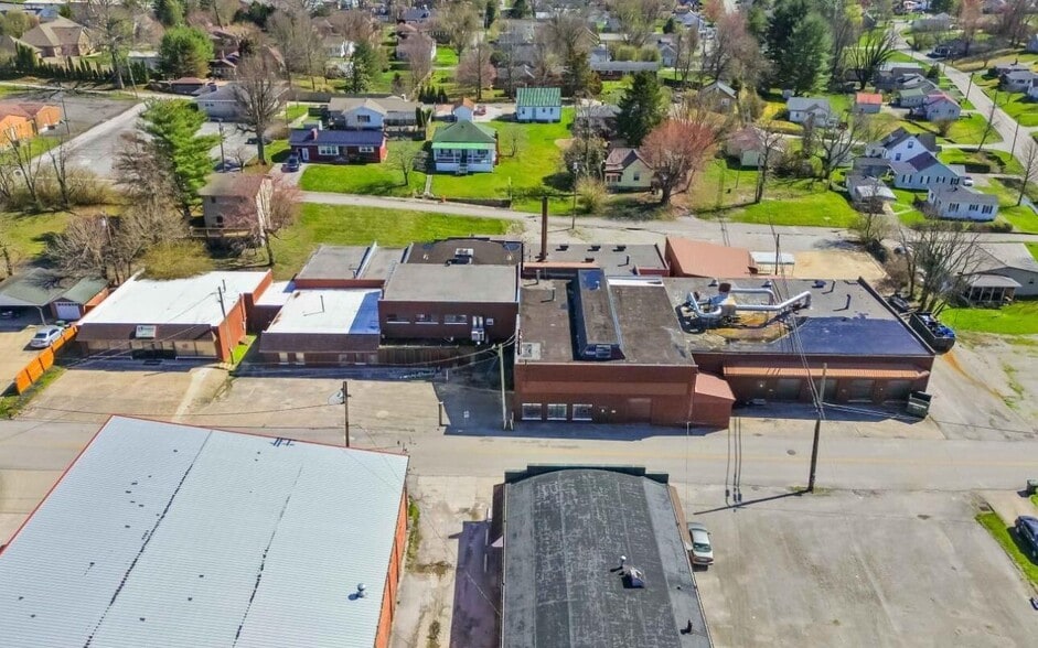 426 W 4th St, London, KY for sale - Building Photo - Image 1 of 13