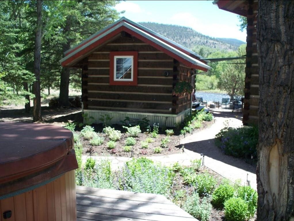 201 E Main St, Red River, NM for sale Primary Photo- Image 1 of 1