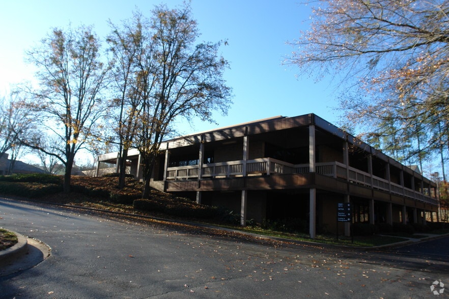 3000 Business Park Dr, Norcross, GA for lease - Building Photo - Image 3 of 32