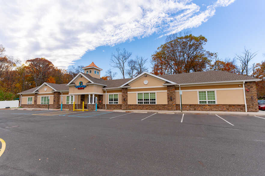 400 Wynwood Dr, Monmouth Junction, NJ for sale - Building Photo - Image 1 of 1