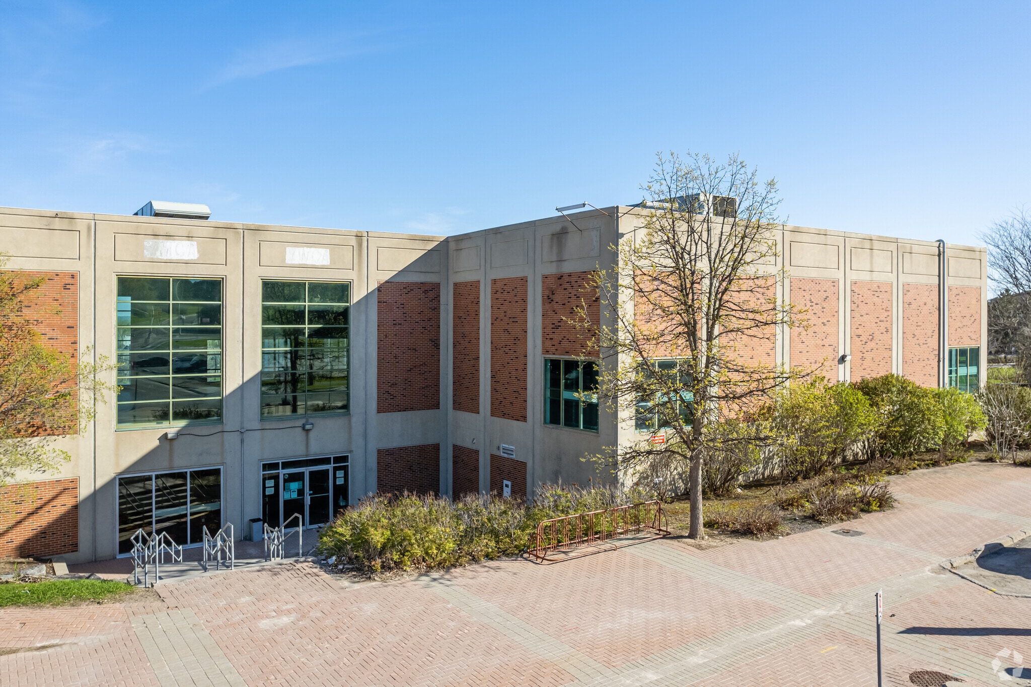 265 Centrum Blvd, Ottawa, ON for sale Primary Photo- Image 1 of 1