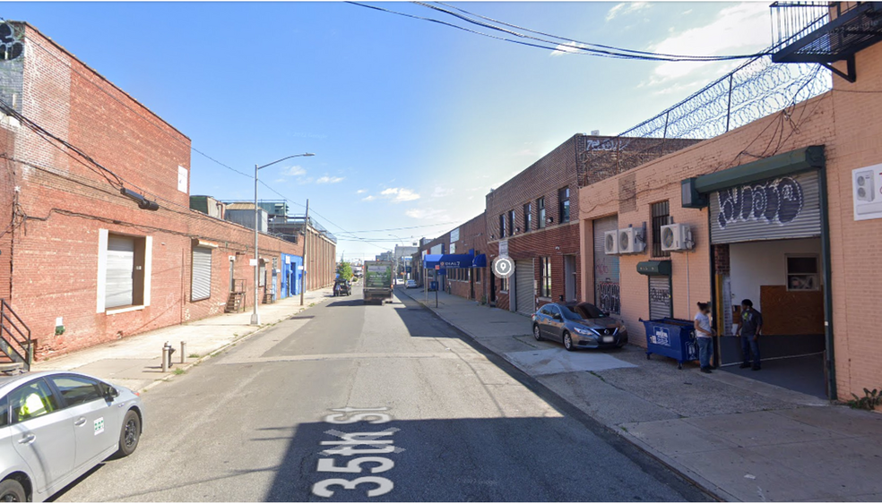 43-39 35th St, Long Island City, NY for lease - Building Photo - Image 2 of 9