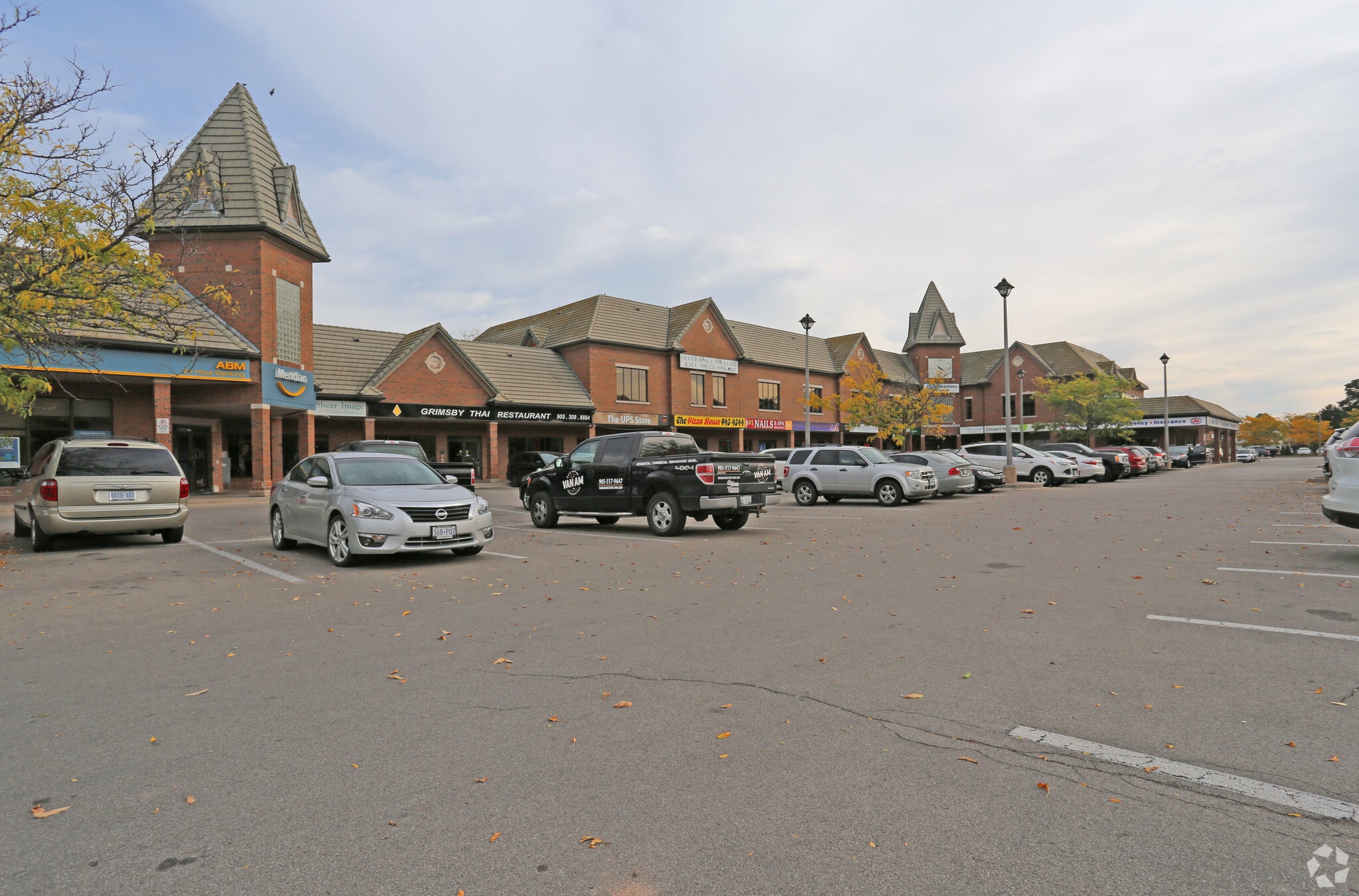 155 Main St E, Grimsby, ON for lease Primary Photo- Image 1 of 8