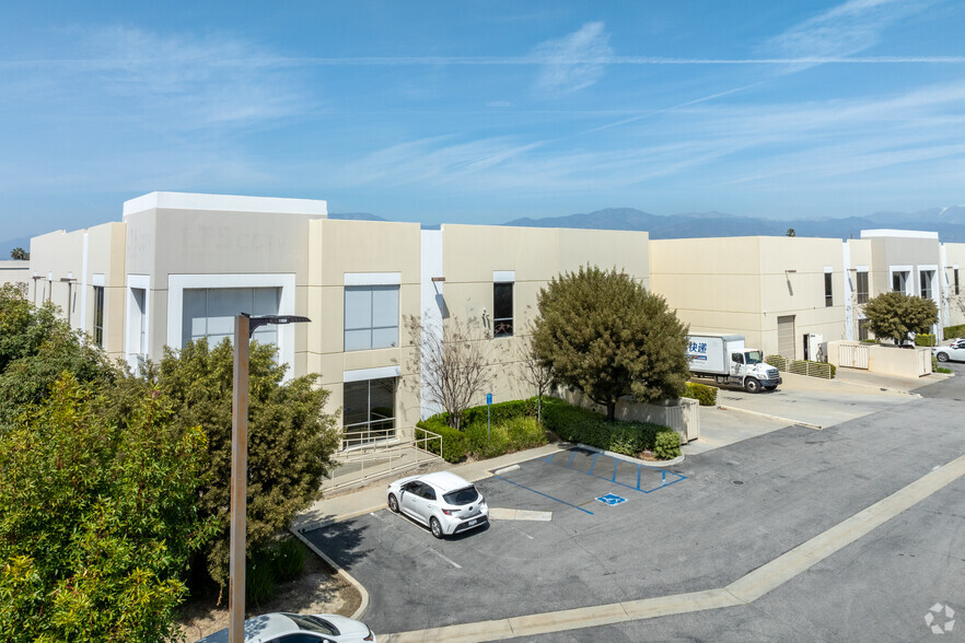 139-189 N Sunset Blvd, City Of Industry, CA for lease - Building Photo - Image 3 of 12