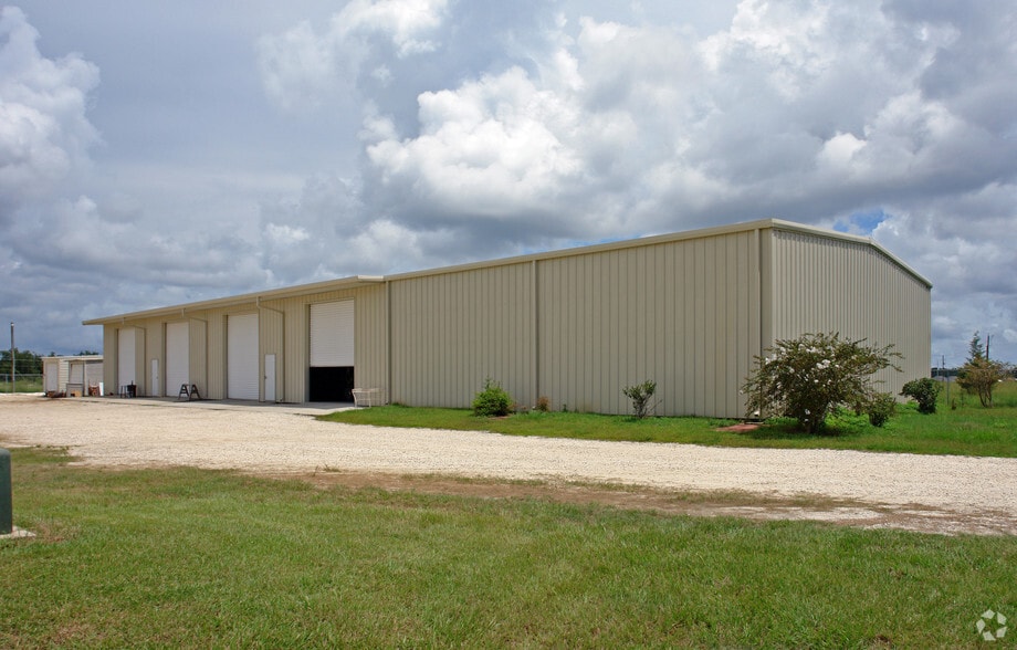 33553 Rosalia Ave, Lillian, AL for sale - Primary Photo - Image 1 of 2