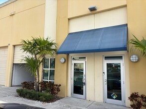 10384 W State Road 84, Davie, FL for lease Building Photo- Image 1 of 14