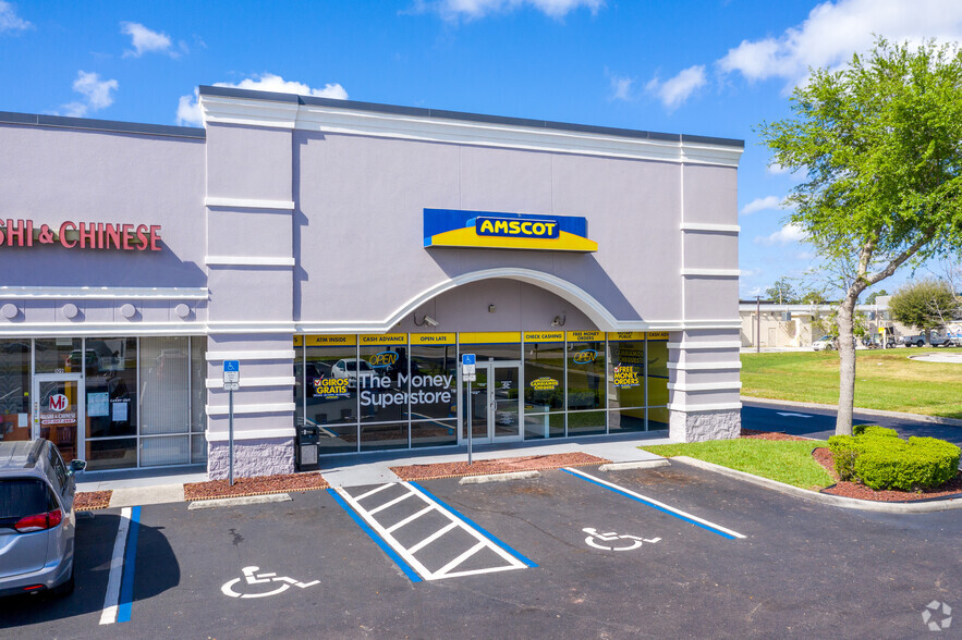 3260 Vineland Rd, Kissimmee, FL for lease - Building Photo - Image 3 of 4