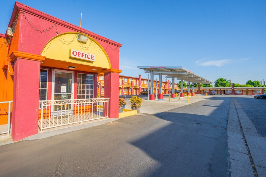 839 W Pacheco Blvd, Los Banos, CA for sale - Building Photo - Image 3 of 50