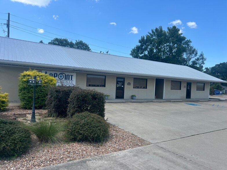 ACTON COURT PLAZA portfolio of 3 properties for sale on LoopNet.com - Building Photo - Image 2 of 9