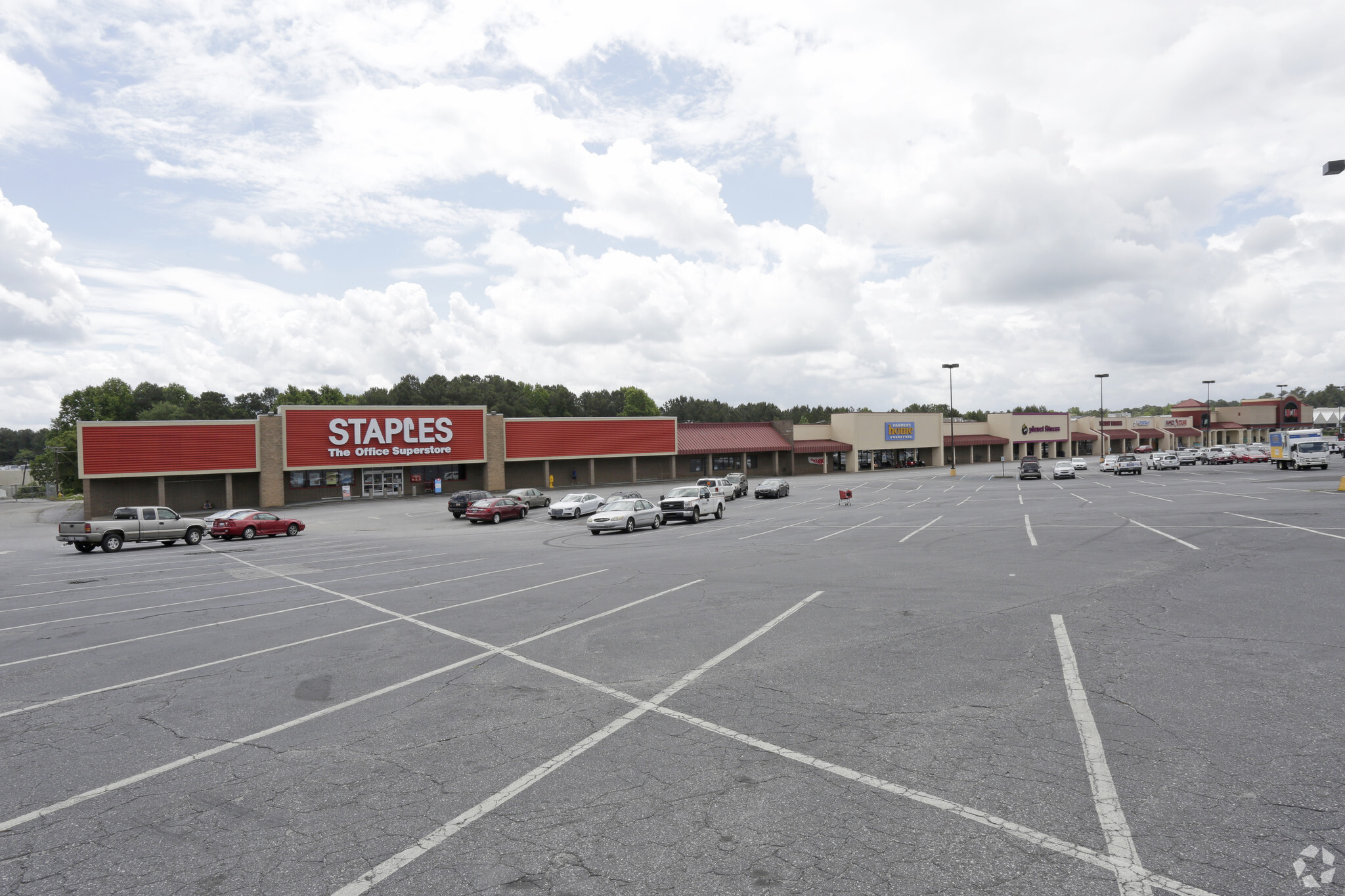 101-125 Bilo Pl, Seneca, SC for sale Primary Photo- Image 1 of 1