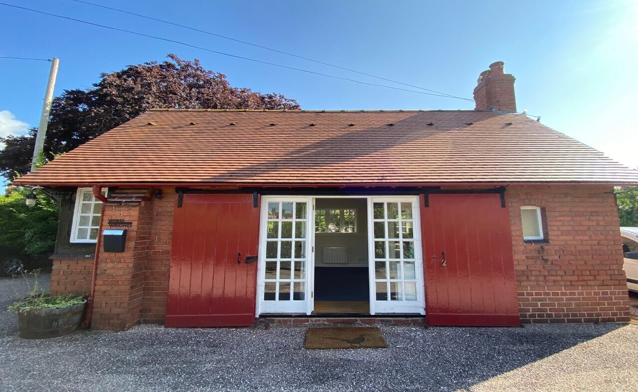 Saighton Ln, Chester for sale Primary Photo- Image 1 of 1