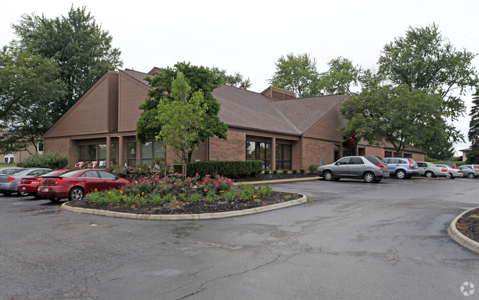 555 W Schrock Rd, Westerville, OH for lease - Primary Photo - Image 2 of 29