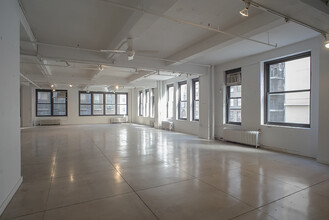 227-229 W 29th St, New York, NY for lease Interior Photo- Image 1 of 4