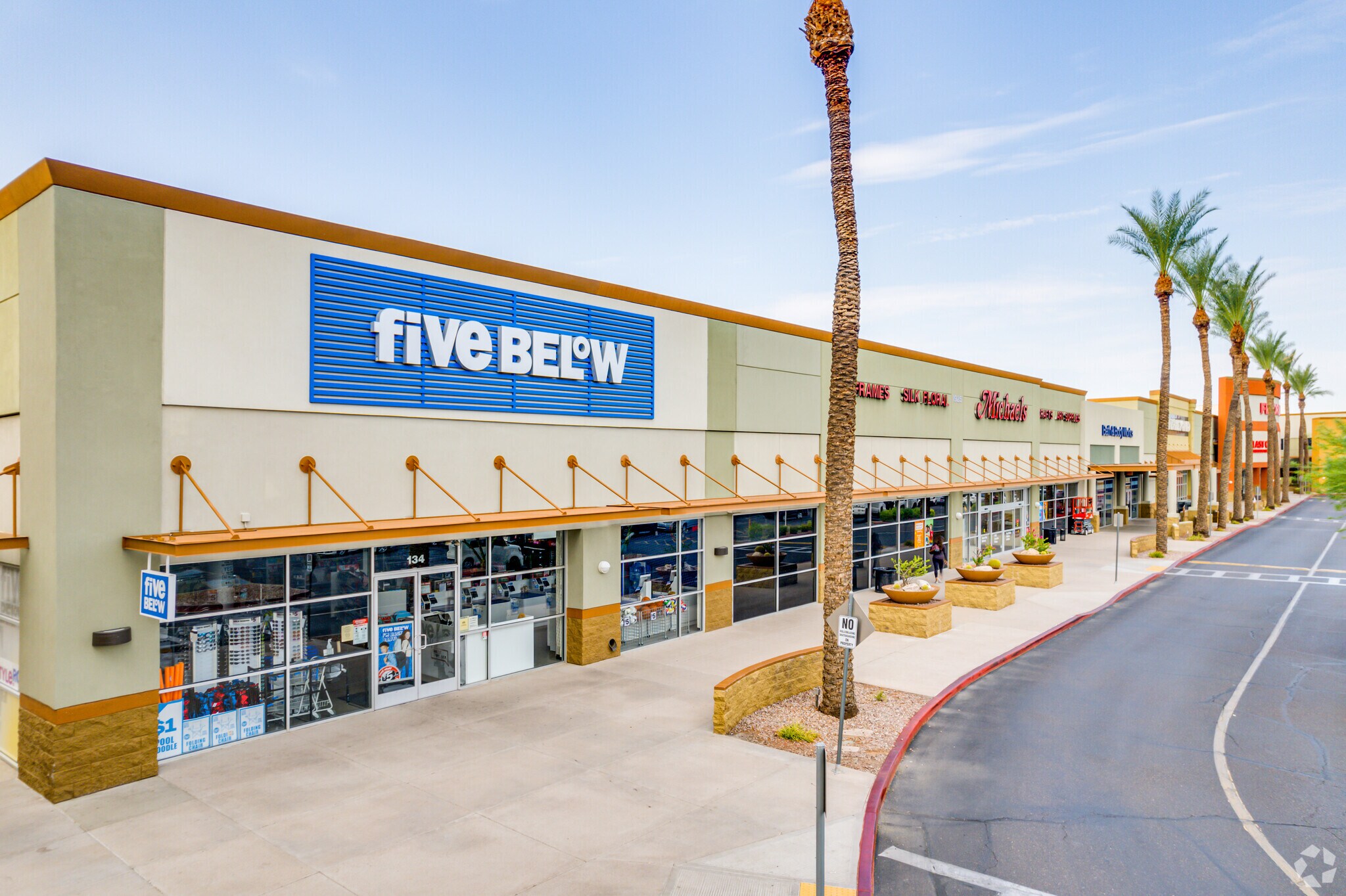 1949 E Camelback Rd, Phoenix, AZ for lease Building Photo- Image 1 of 23