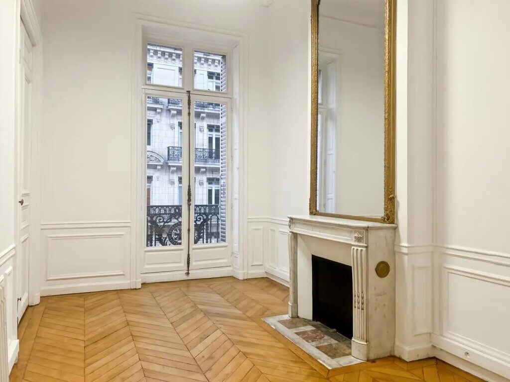 Location Bureaux 300 m² - Photo 1