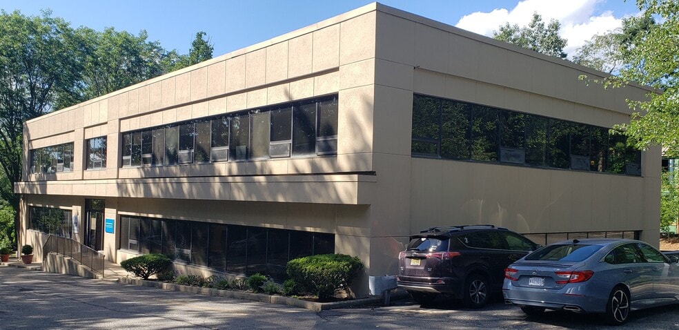 795 Franklin Ave, Franklin Lakes, NJ for lease - Building Photo - Image 2 of 2
