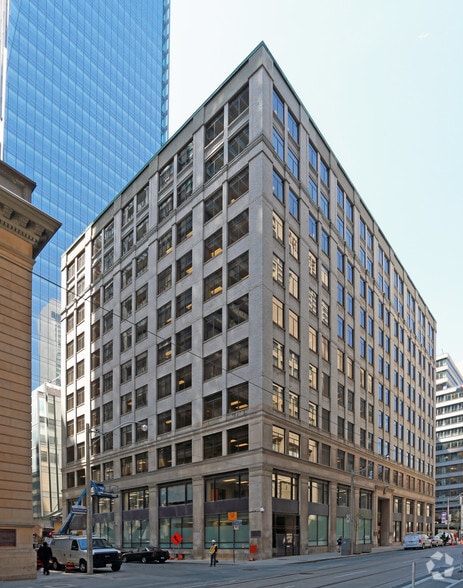 85 Richmond St W, Toronto, ON for lease - Building Photo - Image 2 of 9