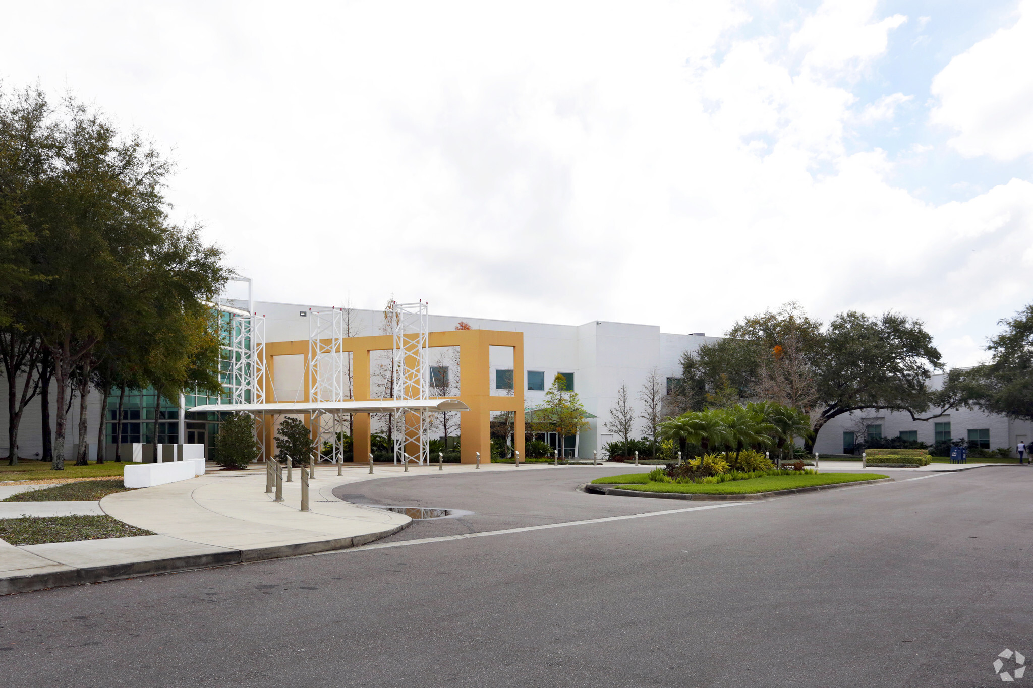 5701 E Hillsborough Ave, Tampa, FL 33610 - Office Space for Lease ...