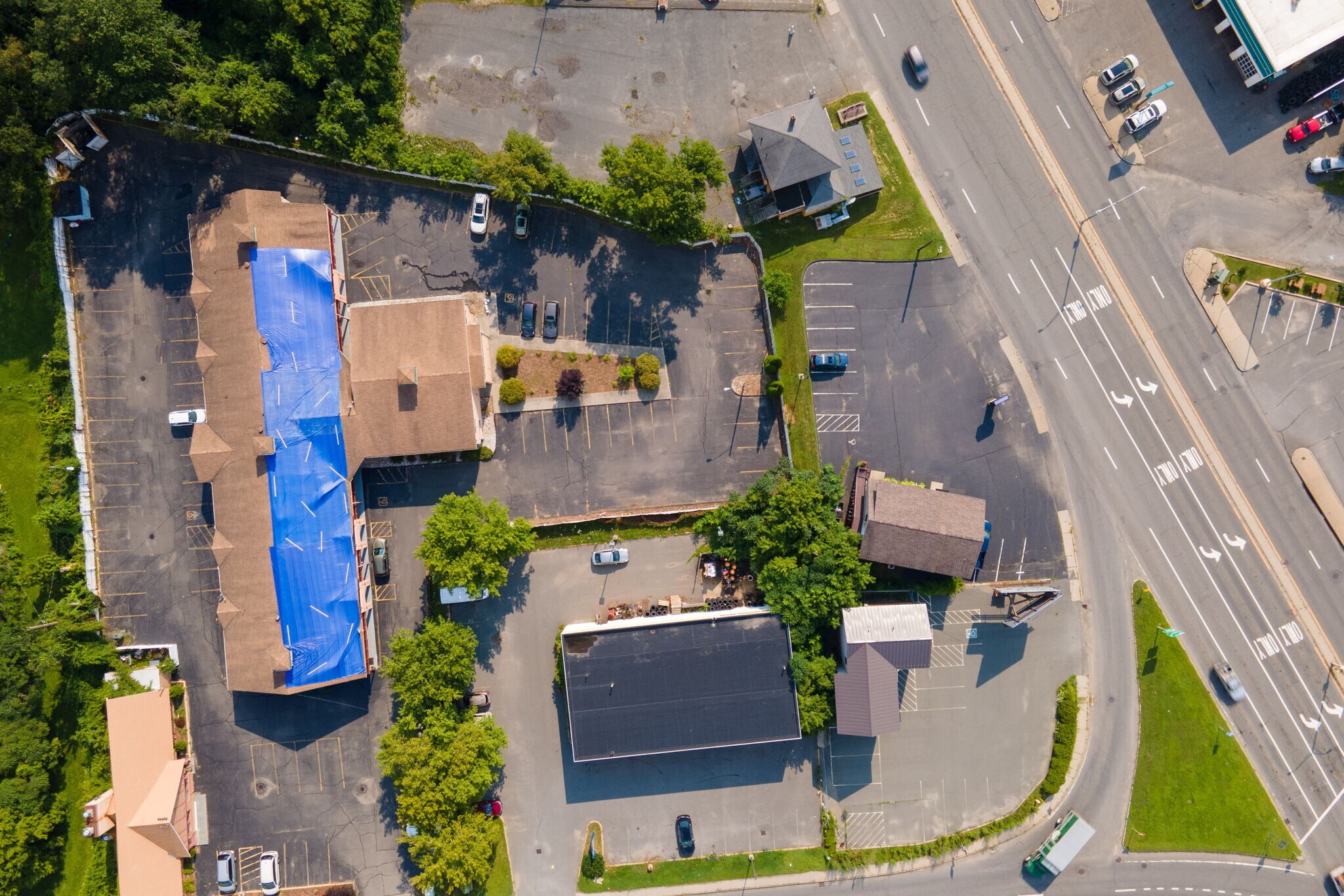 16 Cheshire Rd, Pittsfield, MA 01201 1626 Cheshire Rd, Pittsfield