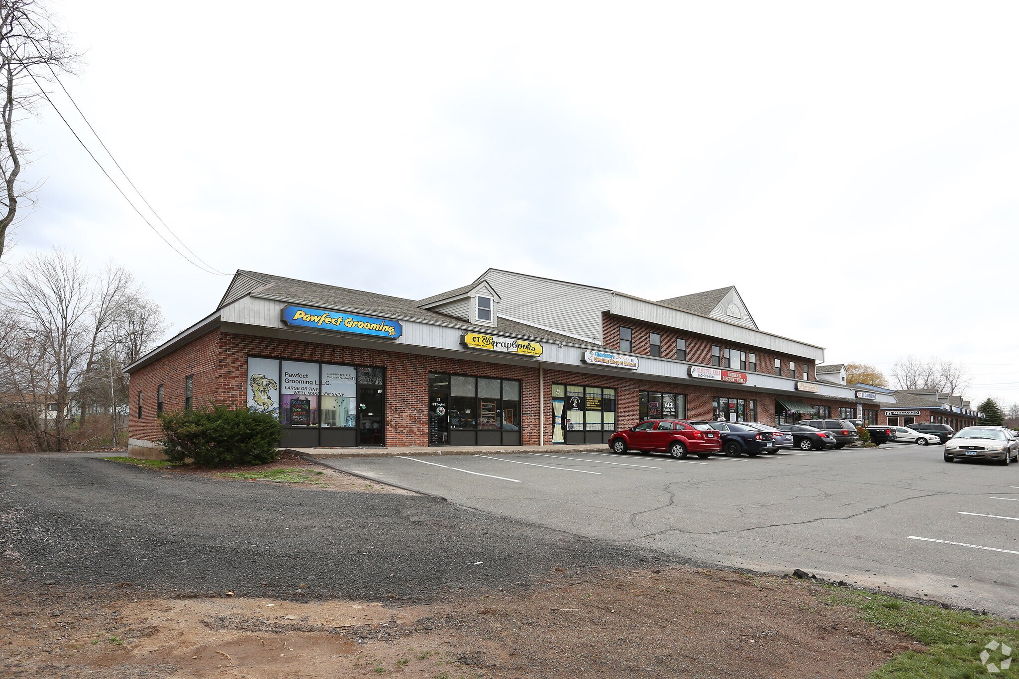 1079 Queen St, Southington, CT for sale Primary Photo- Image 1 of 1