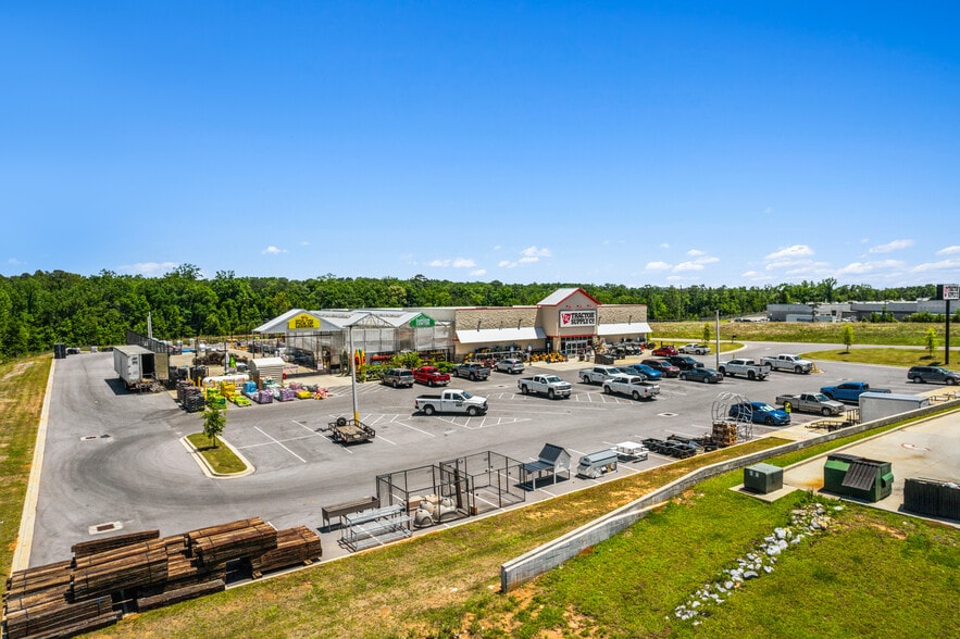 134 Ventura Dr, Lucedale, MS for sale - Building Photo - Image 2 of 3