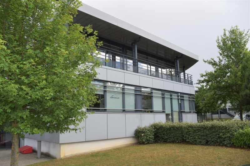 Office in Saint-Priest for lease Building Photo- Image 1 of 8