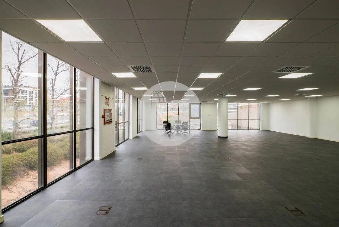 Office in Sant Just Desvern, Barcelona for lease Interior Photo- Image 1 of 3