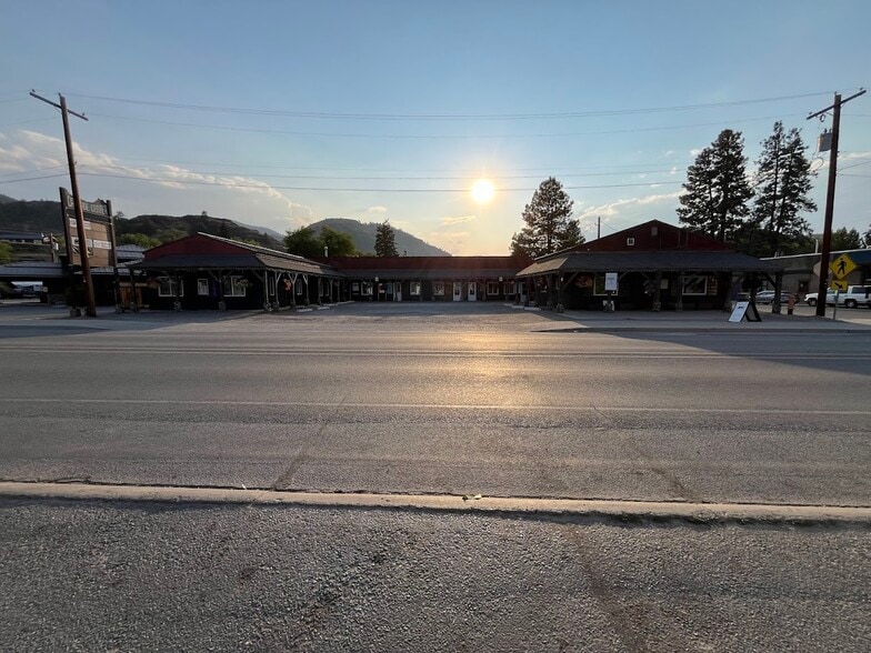 North Cascades Hwy, Twisp, WA for sale - Building Photo - Image 3 of 6