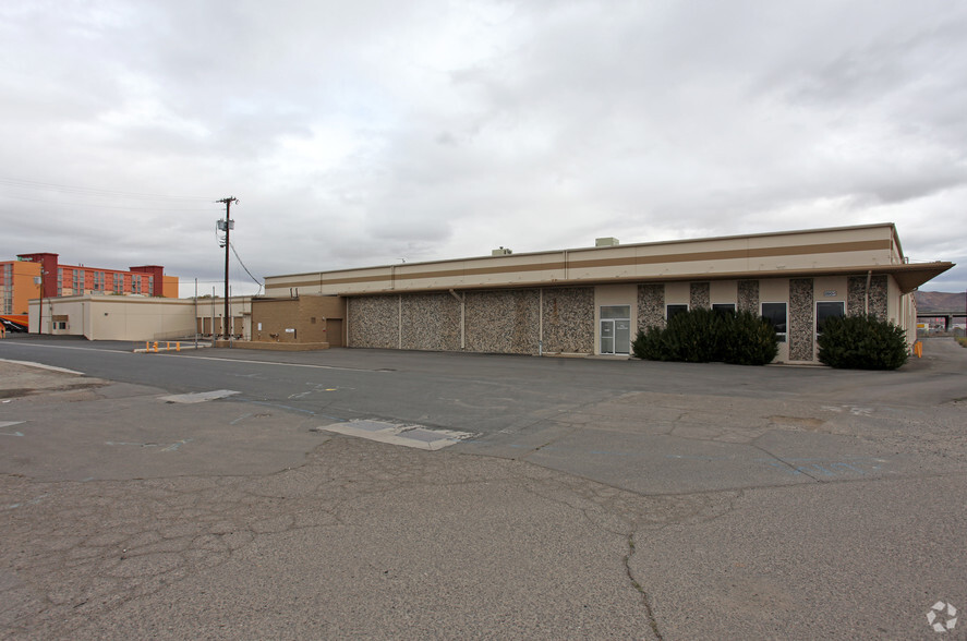 240-250 S Stanford Way, Sparks, NV for sale - Primary Photo - Image 1 of 1