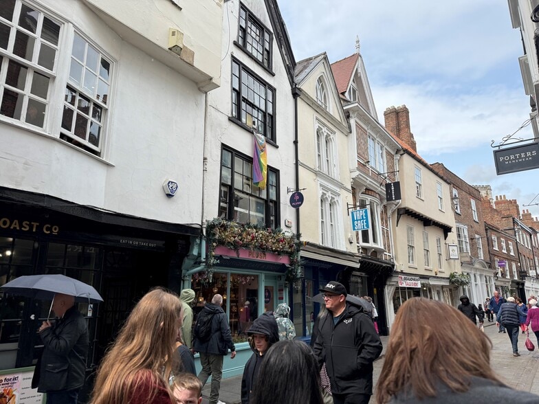 6 Stonegate, York for lease - Building Photo - Image 1 of 13