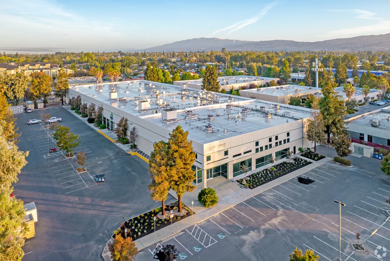 1901 Las Plumas Ave, San Jose, CA 95133