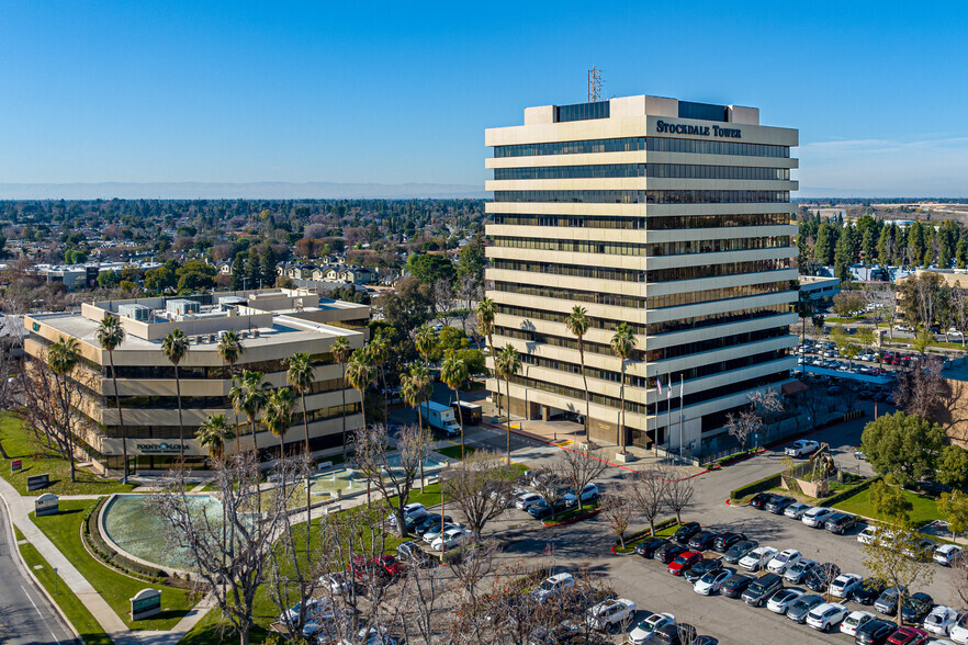 5060 California Ave, Bakersfield, CA for lease - Building Photo - Image 1 of 34