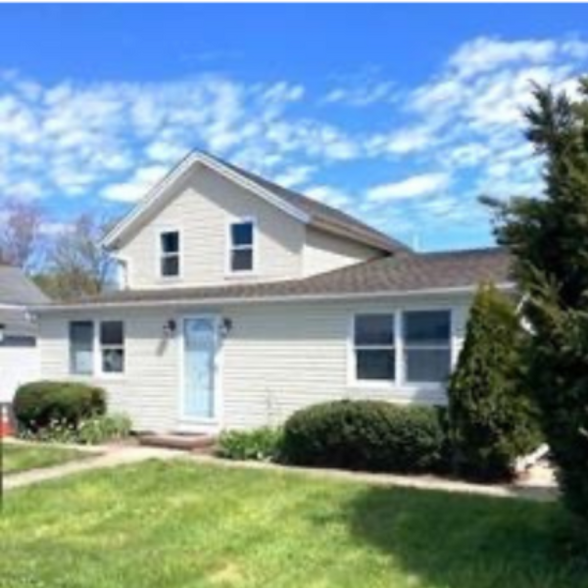 67 Lake St, Patchogue, NY for sale - Primary Photo - Image 1 of 1