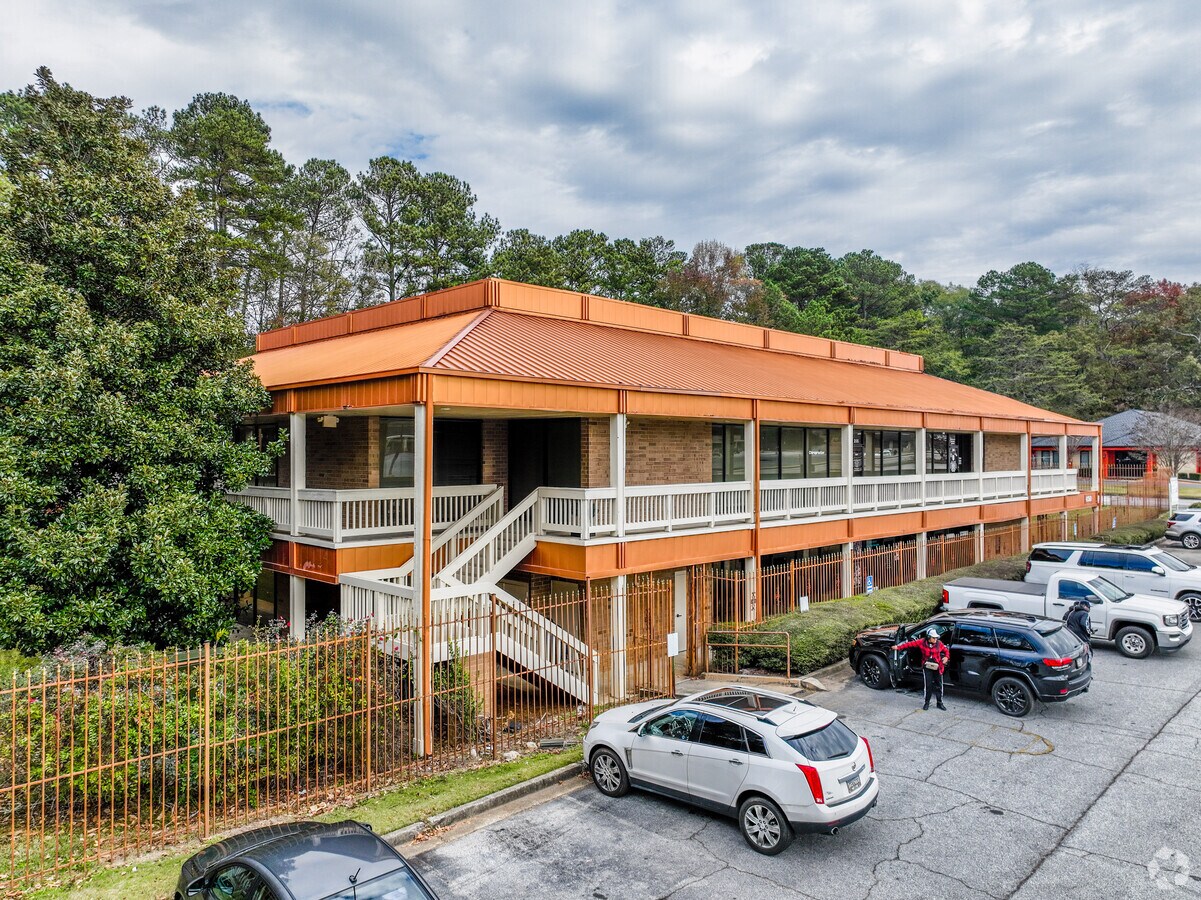 4150 Snapfinger Woods Dr, Decatur, GA 30035 Office for Lease
