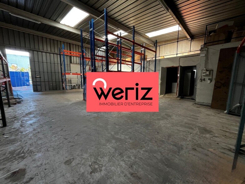 10 Rue André Marie Ampère, Velaux for lease - Building Photo - Image 1 of 16