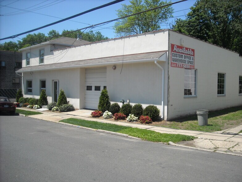 517 Fayette Ave, Mamaroneck, NY for sale - Building Photo - Image 1 of 1