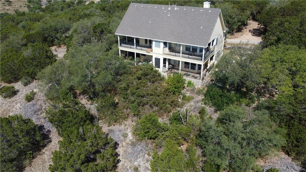 4303 Bob Wire Rd, Spicewood, TX for sale - Primary Photo - Image 3 of 17