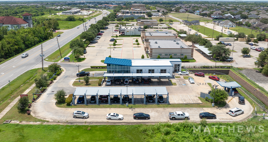 8905 Broadway St, Pearland, TX for sale - Building Photo - Image 2 of 3