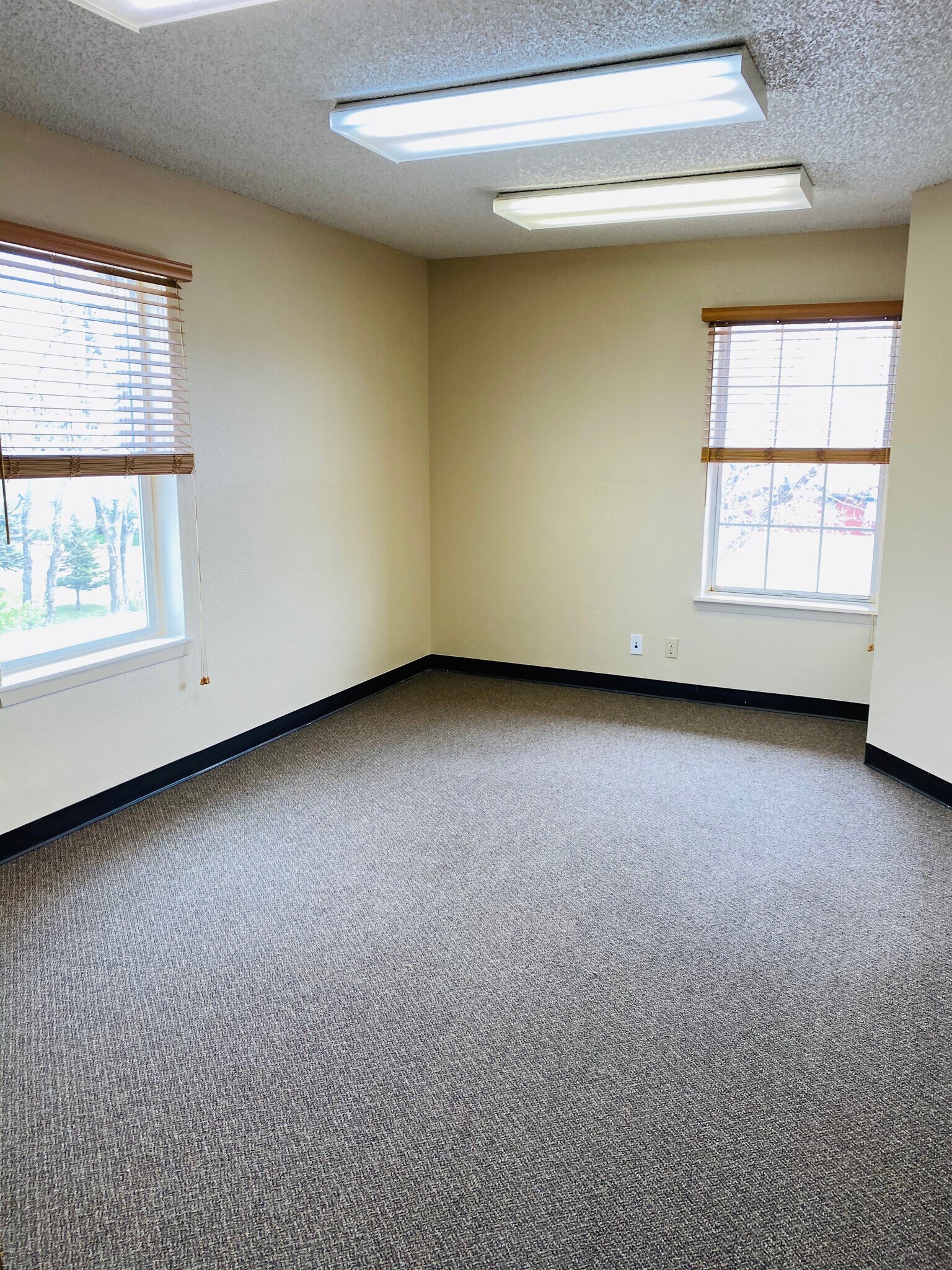 801 E 4th St, Gillette, WY 82716 Commercial Property Gillette, WY