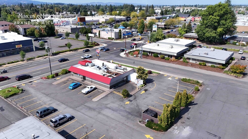 398 Lancaster Dr NE, Salem, OR for sale - Building Photo - Image 2 of 11