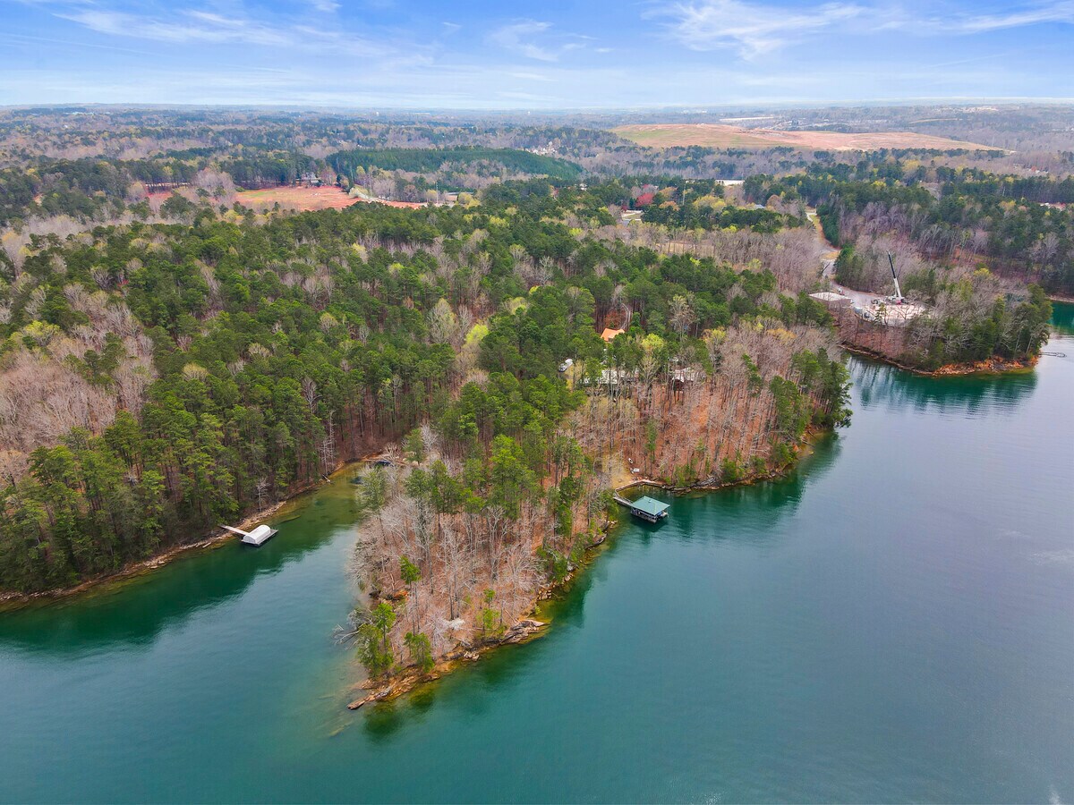 6432 Garrett Rd, Buford, GA 30518