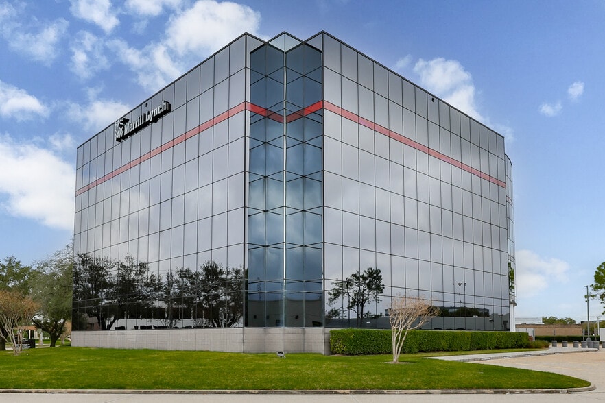 17225 El Camino Real, Houston, TX for lease - Building Photo - Image 1 of 7