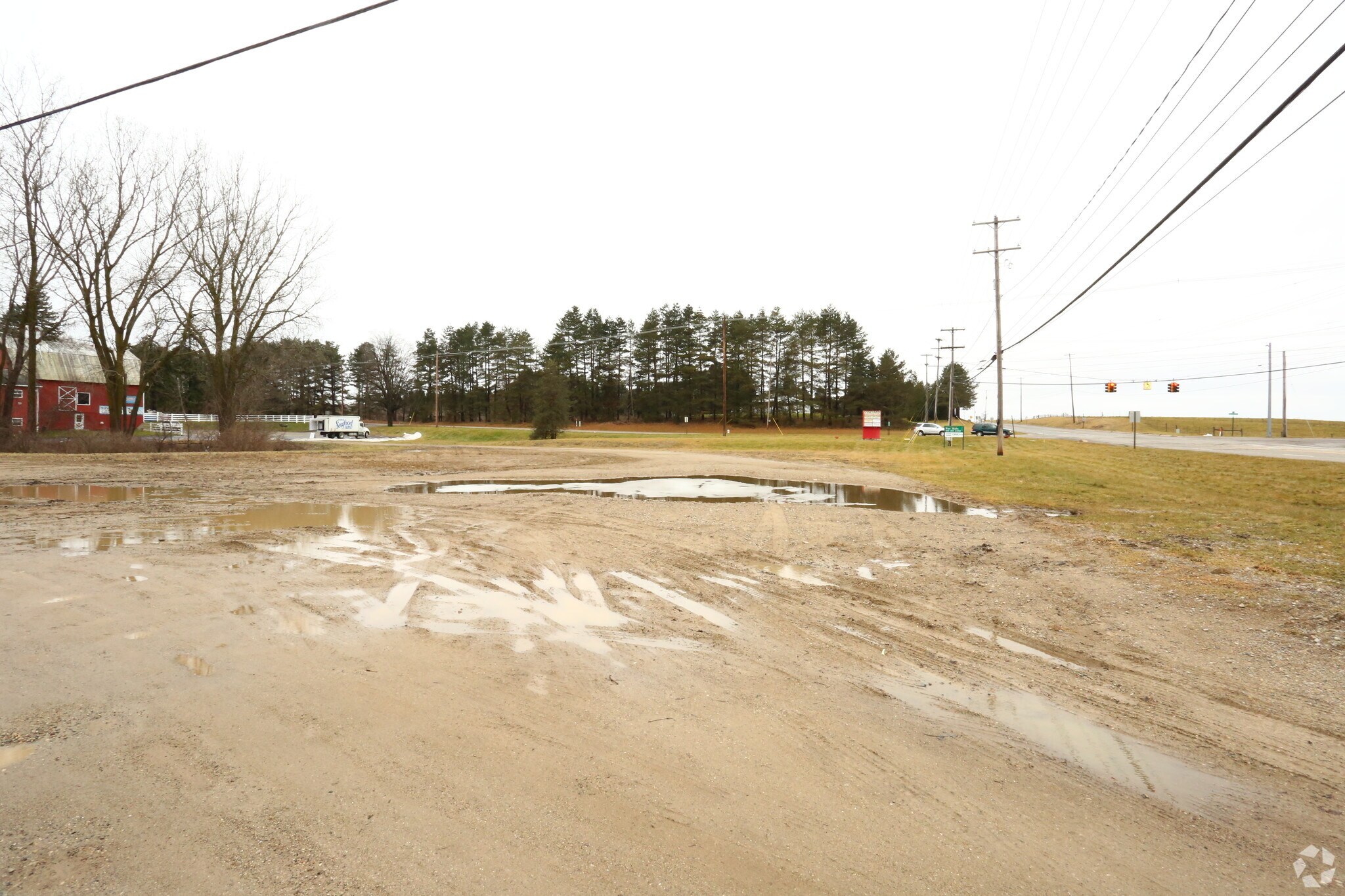 Jolly Rd, Okemos, MI for sale Primary Photo- Image 1 of 1