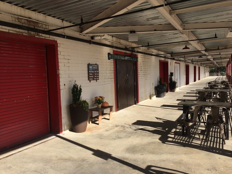 1053 Whitaker Mill Rd, Raleigh, NC for lease - Building Photo - Image 3 of 20