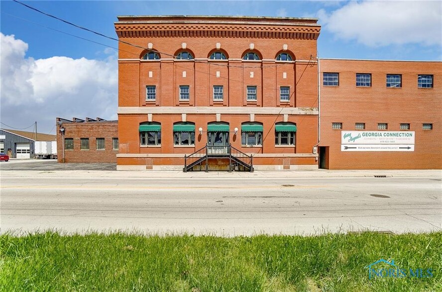 350 E Sandusky St, Findlay, OH for sale - Building Photo - Image 1 of 14