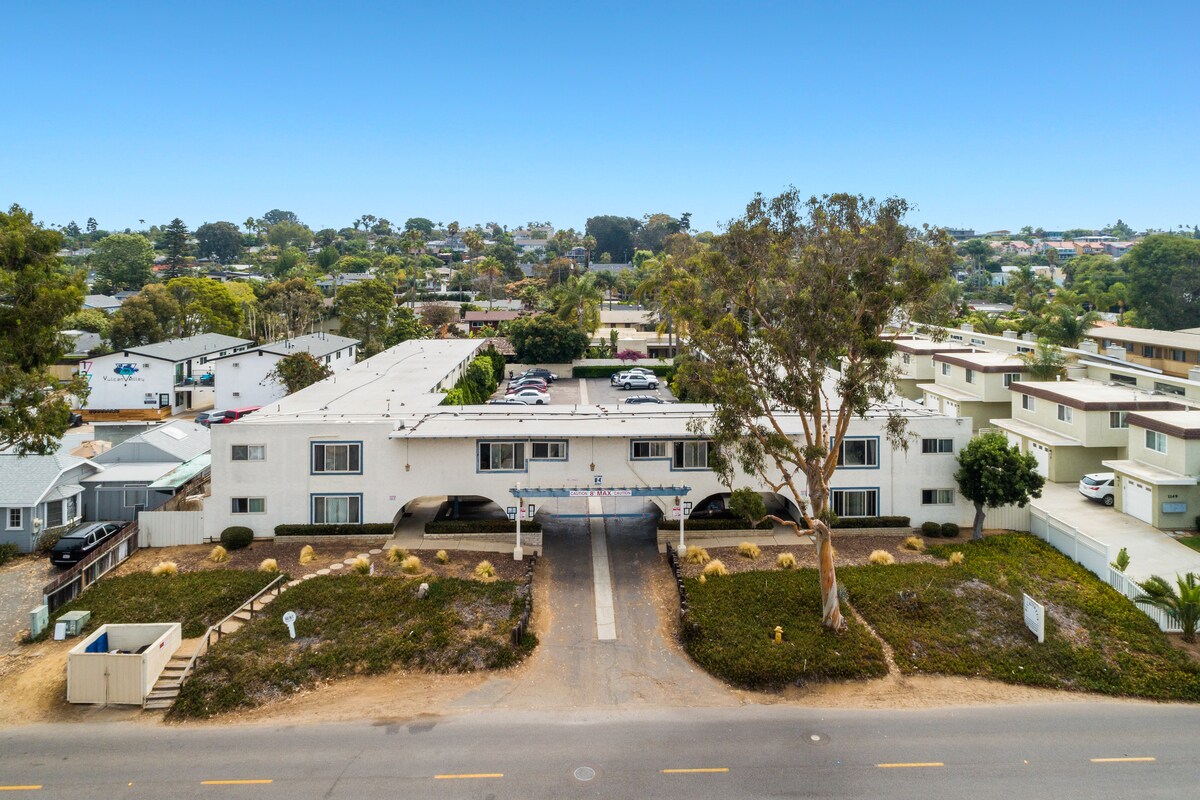 1201 N Vulcan Ave, Encinitas, CA 92024